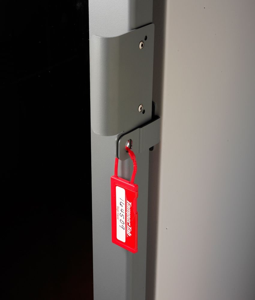 3902400 - Security Tags 3902400 - Security Tags